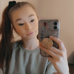 Meet your Posher, Devlyn